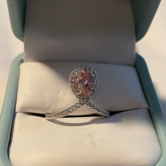 .925 Sterling Silver & multilayer Rhodium bands  Retail between- $72.00-$192.00 - Picture 6 of 7